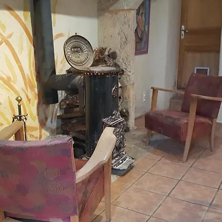 Maison Isolee Dans Les Vignes Et Les Bois Semesterbostad Valady