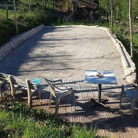 Maison Isolee Dans Les Vignes Et Les Bois Semesterbostad