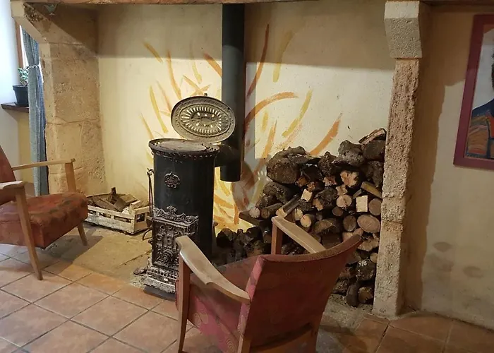 Dom wakacyjny Maison Isolee Dans Les Vignes Et Les Bois *