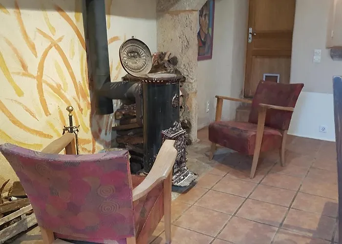 Maison Isolee Dans Les Vignes Et Les Bois Dom wakacyjny Valady