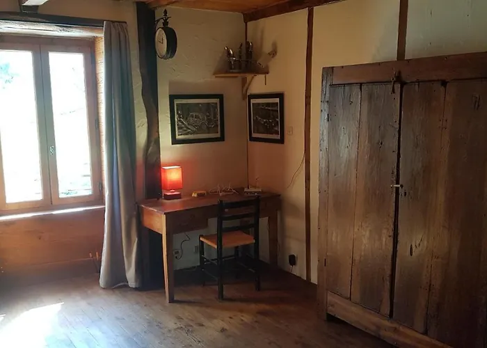 Maison Isolee Dans Les Vignes Et Les Bois Dom wakacyjny Valady