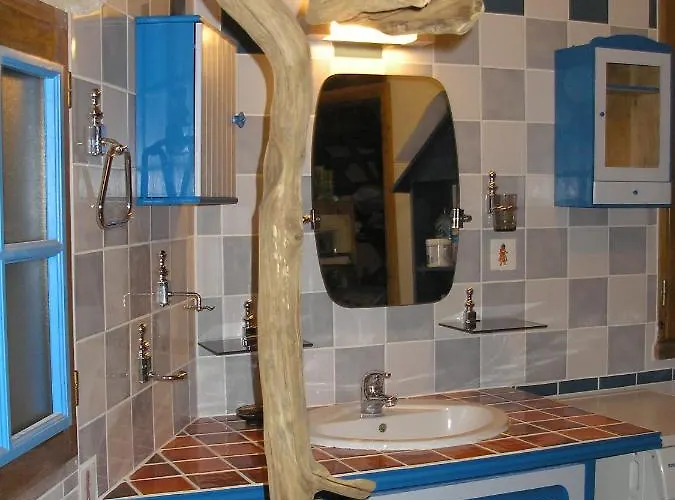 Maison Isolee Dans Les Vignes Et Les Bois Dom wakacyjny